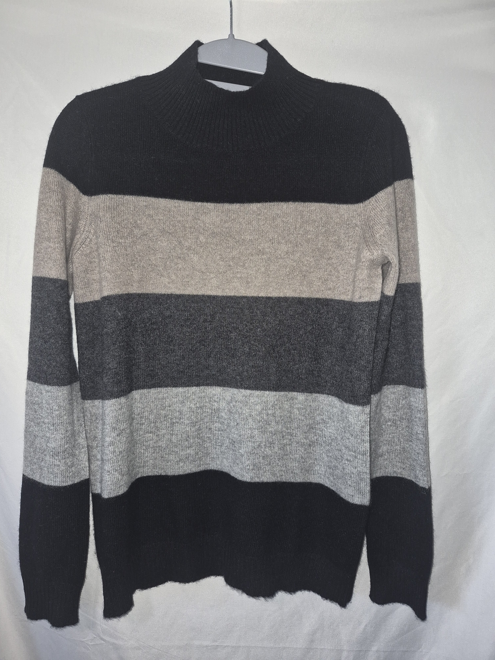 C By Bloomingdales 2-ply Cashmere Striped Sweater Womans Sz XS